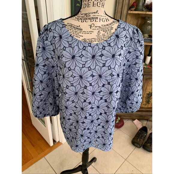 NWT Talbots FLORAL EYELET TOP - CHAMBRAY - Picture 6 of 11